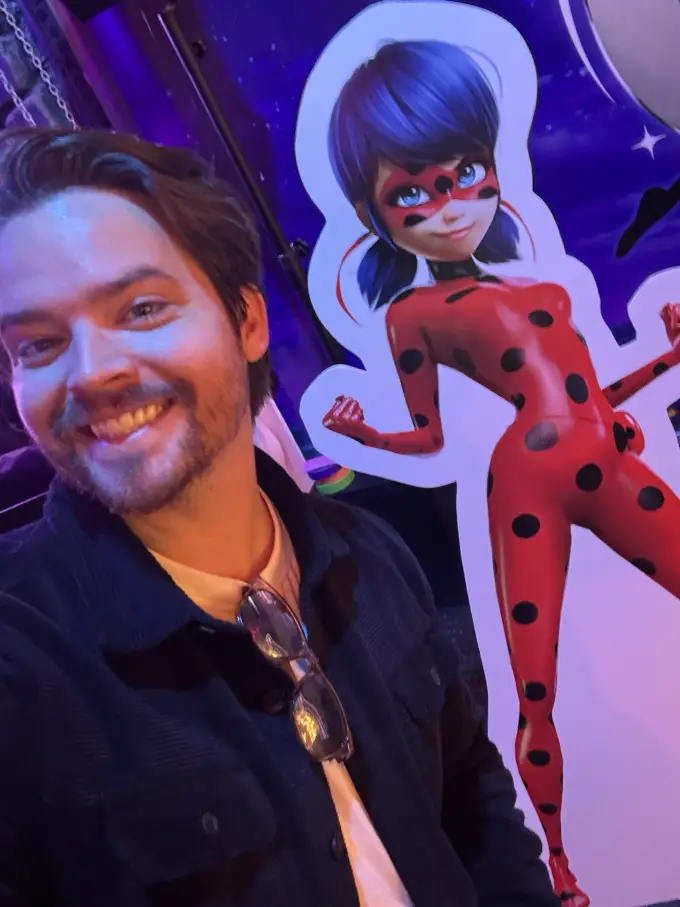 Andrew Russell at a Miraculous fan display